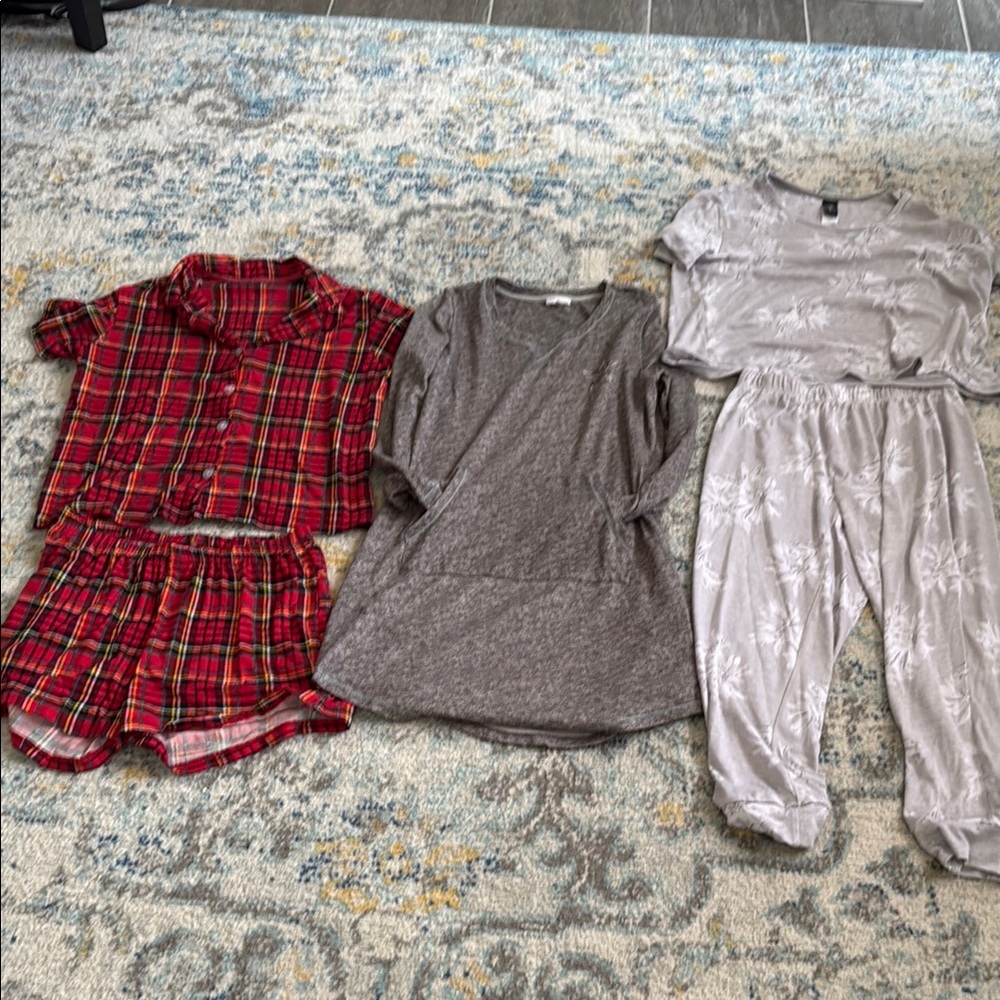 ❤️Women’s PJ Bundle ❤️